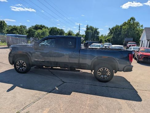 Used 2020 GMC Sierra 2500 AT4 w/ AT4 Premium Package AWD/4WD image 8