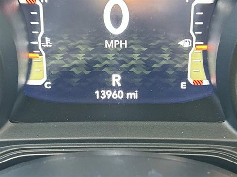 Used 2024 Jeep Gladiator Sport image 39