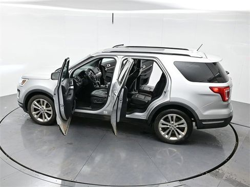 Used 2018 Ford Explorer Limited w/ Equipment Group 301A image 44