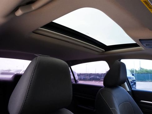Used 2022 Nissan Altima 2.5 SV w/ SV Premium Package image 25