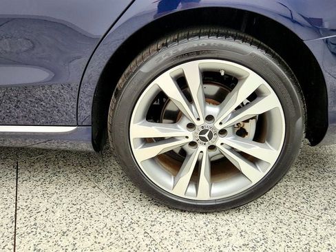 Used 2018 Mercedes-Benz C 300 4MATIC Sedan image 9