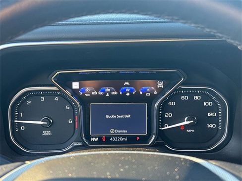 Used 2021 GMC Yukon Denali image 15