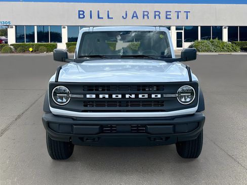 New 2026 Ford Bronco 4-Door AWD/4WD image 2