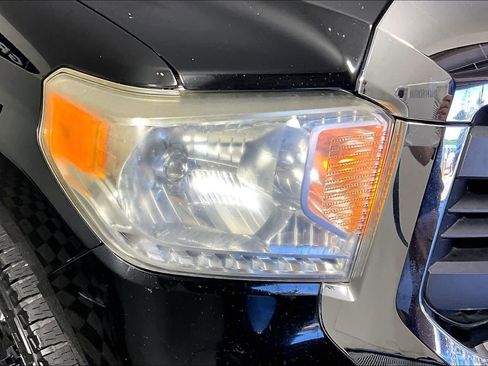 Used 2015 Toyota Tundra SR5 w/ SR5 Upgrade Package RWD image 23