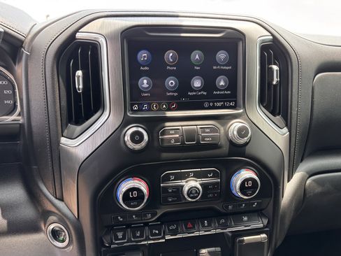 Used 2021 GMC Sierra 3500 Denali w/ Denali Ultimate Package AWD/4WD image 14