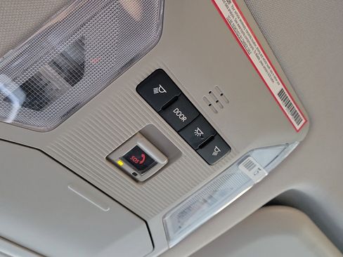 Used 2023 Toyota RAV4 LE image 30