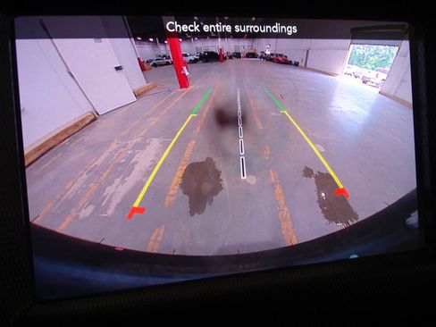 Used 2023 Jeep Wrangler Sport image 6