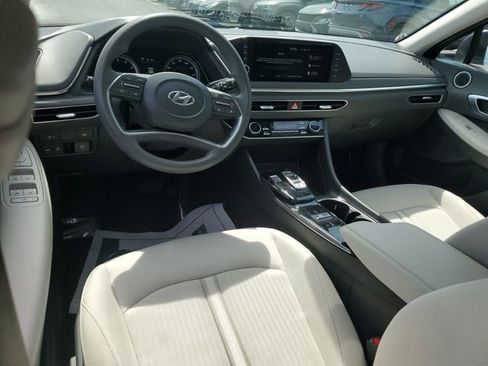 Certified 2023 Hyundai Sonata SEL w/ Cargo Package FWD image 9