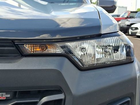 Used 2025 Chevrolet Colorado Trail Boss AWD/4WD image 9