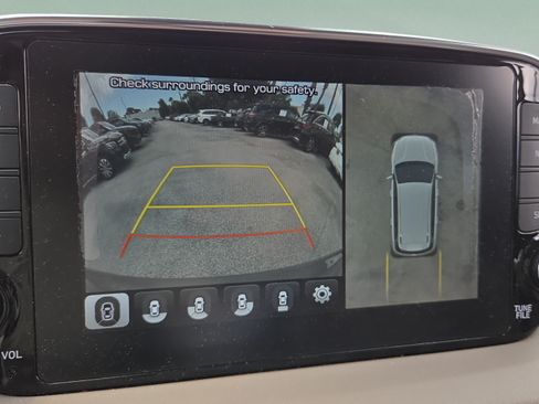 Used 2020 Hyundai Santa Fe Limited FWD image 30