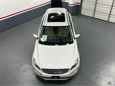 Used 2016 Volvo XC60 T5 Premier image 22