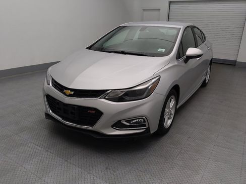 Used 2016 Chevrolet Cruze LT w/ Convenience Package FWD image 15