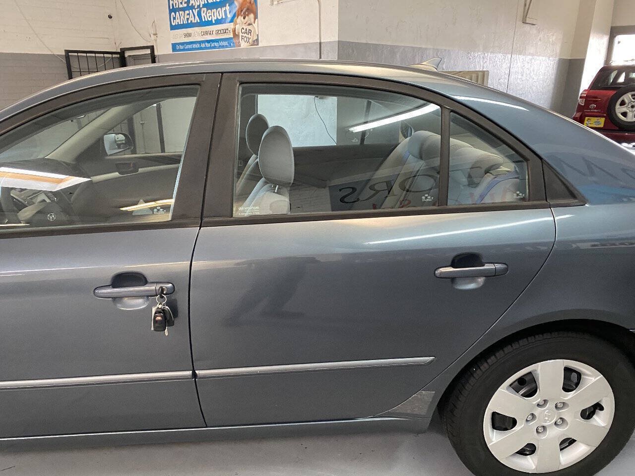 Used 2009 Hyundai Sonata GLS FWD image 14