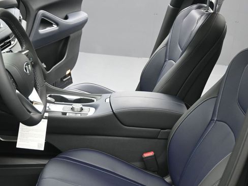 New 2026 INFINITI QX60 Sport w/ Dark Cargo Package image 18