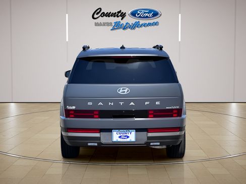 Used 2025 Hyundai Santa Fe Limited AWD/4WD image 11