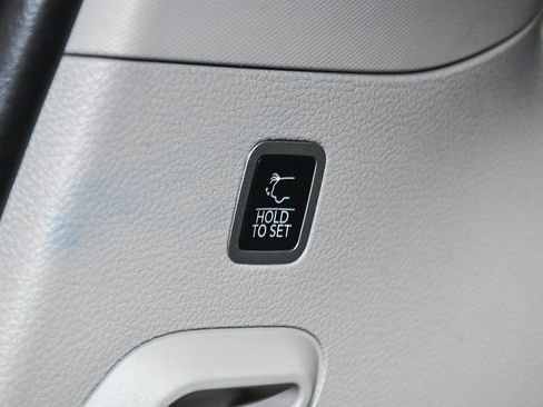 Used 2022 Jeep Wagoneer Series III w/ Premium Group I image 69