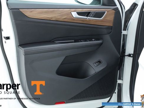 Used 2025 Volkswagen Atlas SE w/ Panoramic Sunroof Package image 18