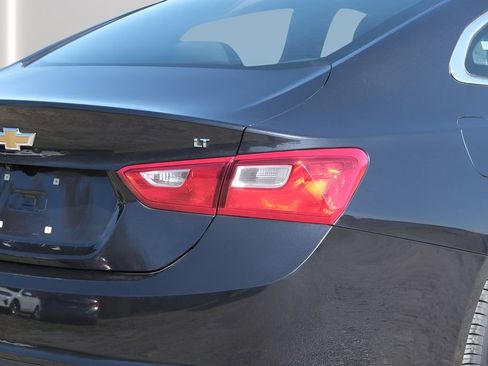 Used 2023 Chevrolet Malibu LT FWD image 33