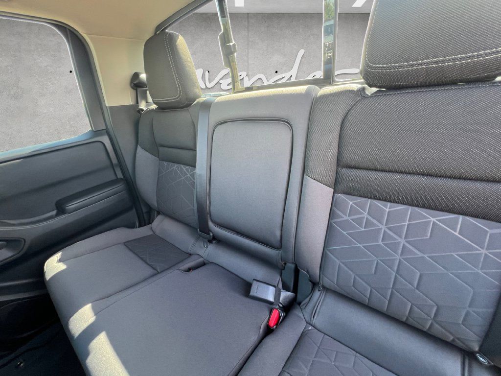 New 2027 Nissan Frontier SV RWD image 23