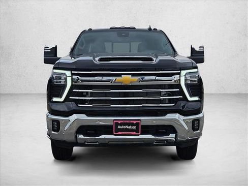 New 2026 Chevrolet Silverado 3500 LTZ w/ LTZ Texas Edition AWD/4WD image 6