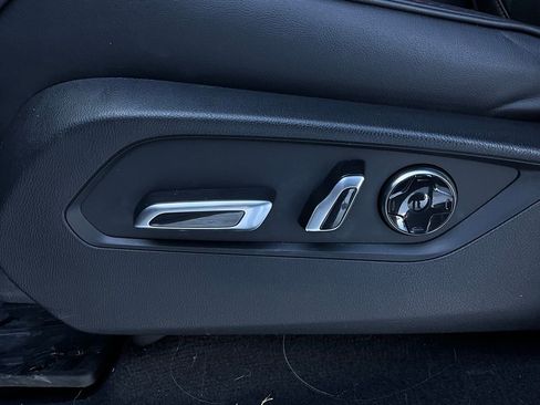 Used 2023 Acura MDX A-Spec image 11