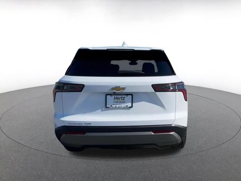 Used 2025 Chevrolet Equinox LT image 11