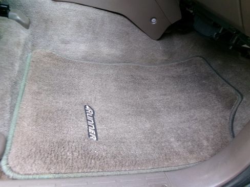 Used 2000 Toyota 4Runner SR5 image 23