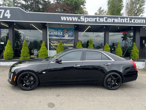 Used 2018 Cadillac CTS Luxury RWD image 2