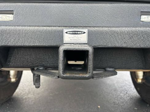 Used 2016 Jeep Wrangler Unlimited Sahara w/ Dual Top Group AWD/4WD image 12