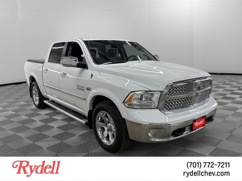 Used 2013 RAM 1500 Laramie w/ Convenience Group AWD/4WD image 4