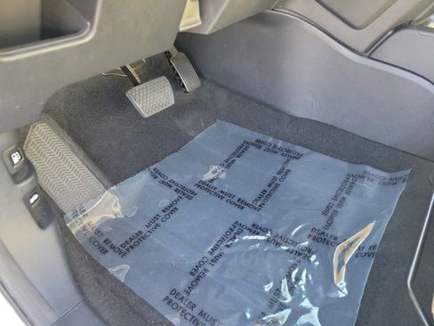 Used 2018 Honda CR-V LX image 16