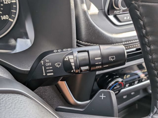 Used 2025 Nissan Rogue SV AWD/4WD image 28