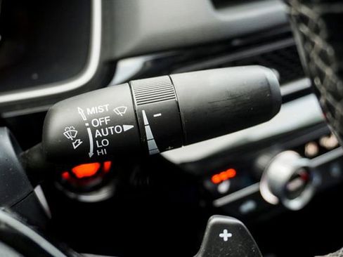 Used 2022 Honda Civic Touring image 24