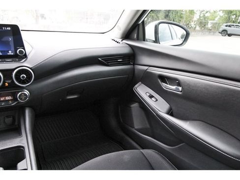 Used 2025 Nissan Sentra SV w/ All-Weather Package FWD image 10