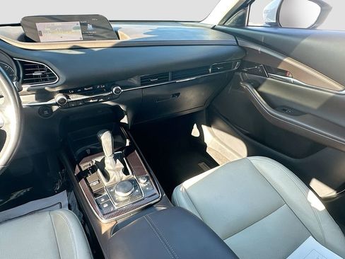 Used 2021 MAZDA CX-30 FWD 2.5 S w/ Premium Package image 25