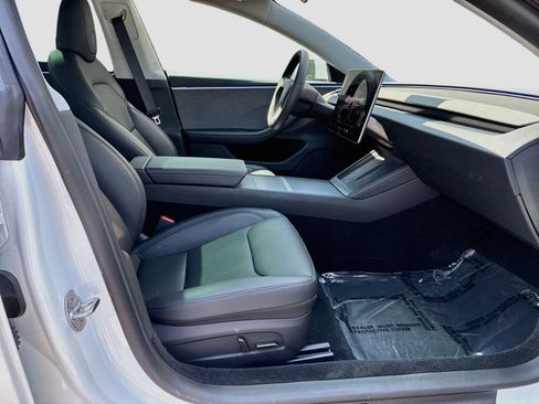 Used 2025 Tesla Model 3 Long Range RWD image 31