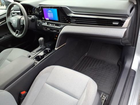 Certified 2025 Toyota Camry LE image 19