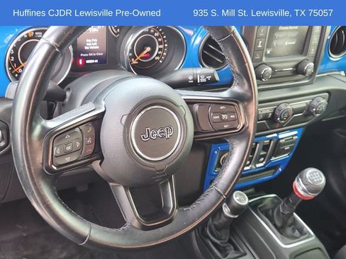 Certified 2019 Jeep Wrangler Sport AWD/4WD image 30