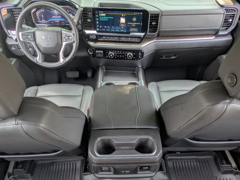 Used 2025 Chevrolet Silverado 2500 LT w/ Trail Boss Package AWD/4WD image 22