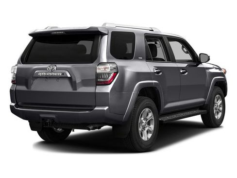 Used 2016 Toyota 4Runner SR5 AWD/4WD image 3