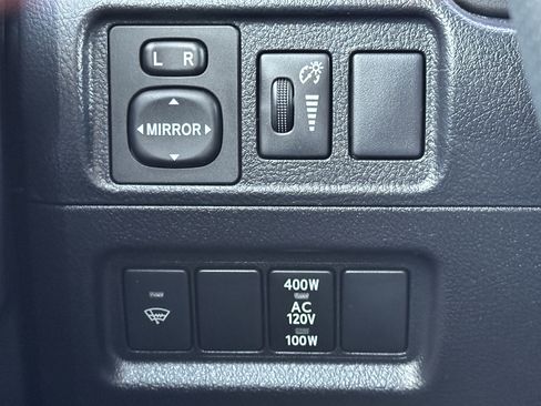 Used 2017 Toyota 4Runner SR5 Premium image 47