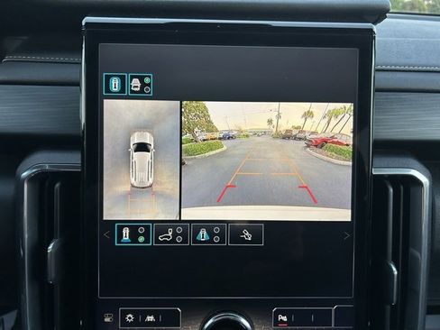 Certified 2025 GMC Acadia Elevation image 25