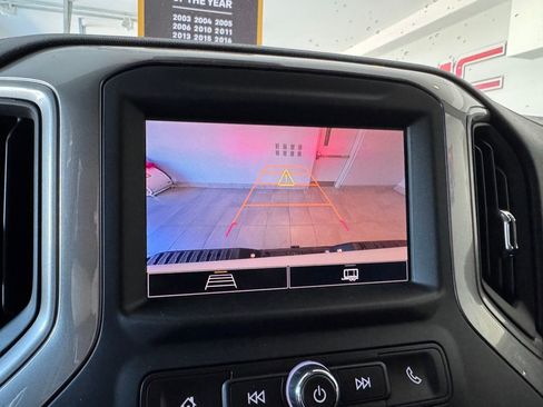 Certified 2024 Chevrolet Silverado 2500 Custom w/ Custom Value Package image 19