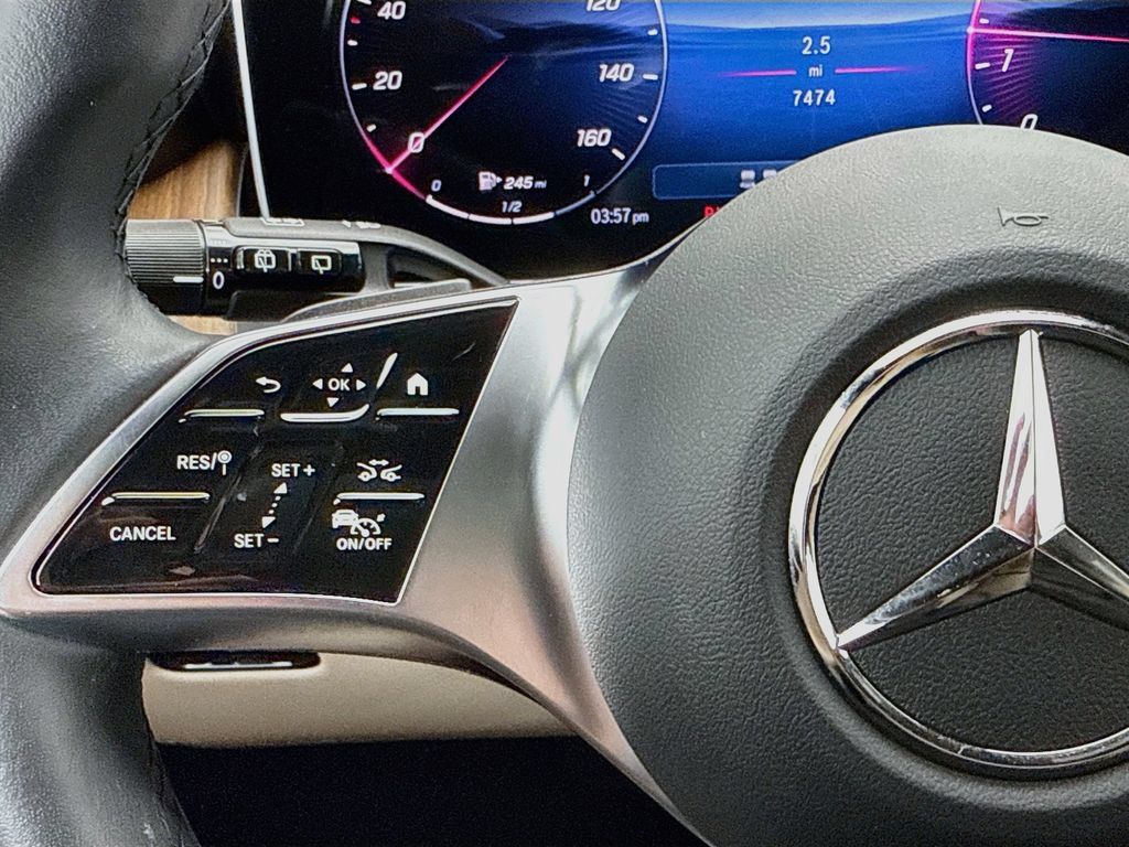 Certified 2026 Mercedes-Benz GLC 300 image 11