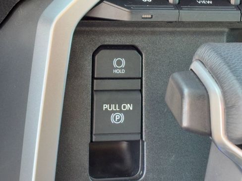 Certified 2025 Toyota Sequoia Platinum image 27