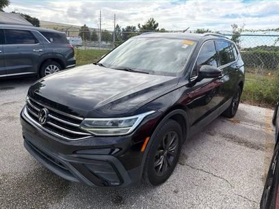 Used 2023 Volkswagen Tiguan SE