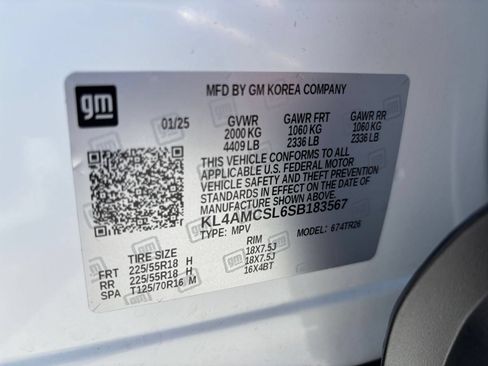 Used 2025 Buick Encore GX Preferred AWD/4WD image 28