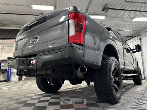 Used 2019 Ford F250 Lariat w/ Lariat Ultimate Package image 16