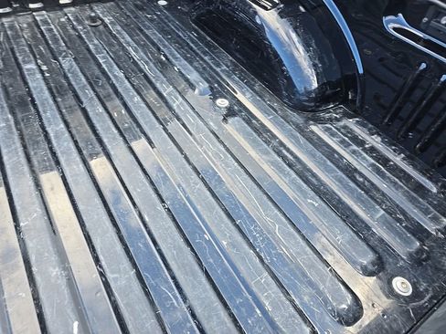 Used 2023 Ford F150 Lariat w/ Equipment Group 502A High image 5