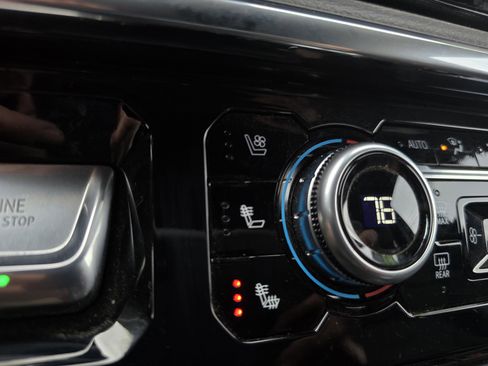 Used 2024 GMC Sierra 1500 Denali w/ Technology Package image 26